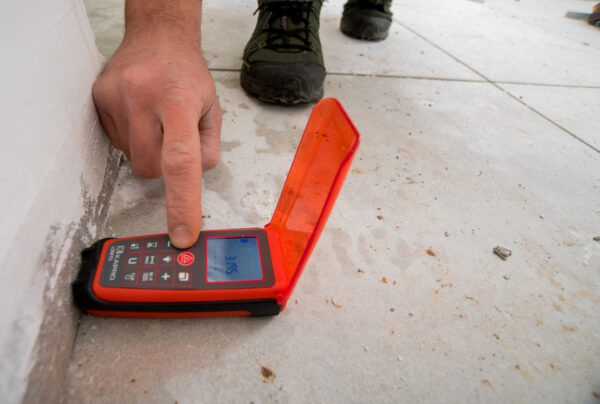 KAPRO 377 Kaprometer™ K7 with Bluetooth (100m) and Beamfinder™ flip cover - Image 5