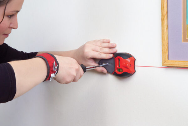 KAPRO 810 Prolaser® Nail Gripper™ - Line Laser with Nail and Screw Grip - Image 5