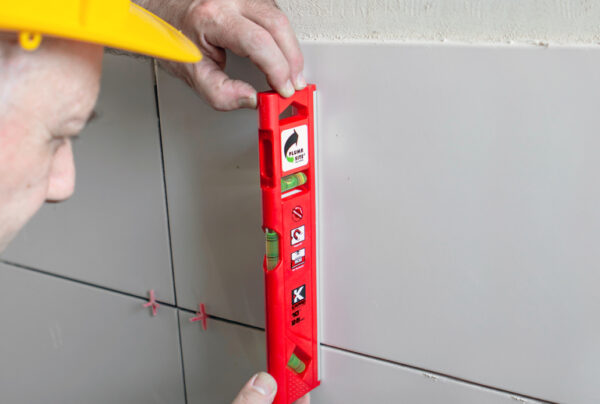 KAPRO 929 กล่องเครื่องมือแม่เหล็กพร้อมระดับน้ำแบบ Plumb Site® (10 นิ้ว) - Image 7