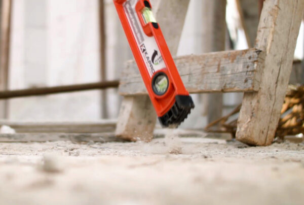 KAPRO 950 Heavy Duty Cast Level with Swivel Plumb Site® - Image 6